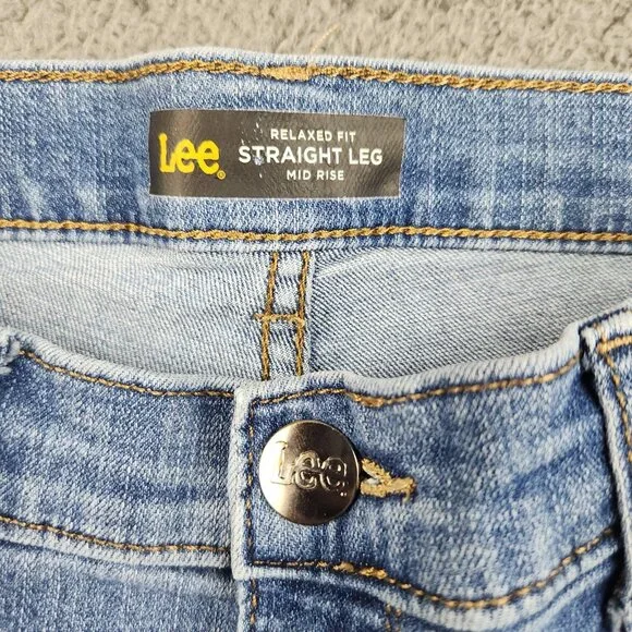 Women's Straight Leg Relaxed Fit Mid Rise Jeans Size 8P Blue Stretch Classic Lee - Picture 3 of 9